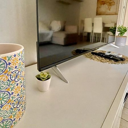 Domus Laterani By Jfm - Comfortable Apartment Big Terrace Colosseo Рим Екстер'єр фото