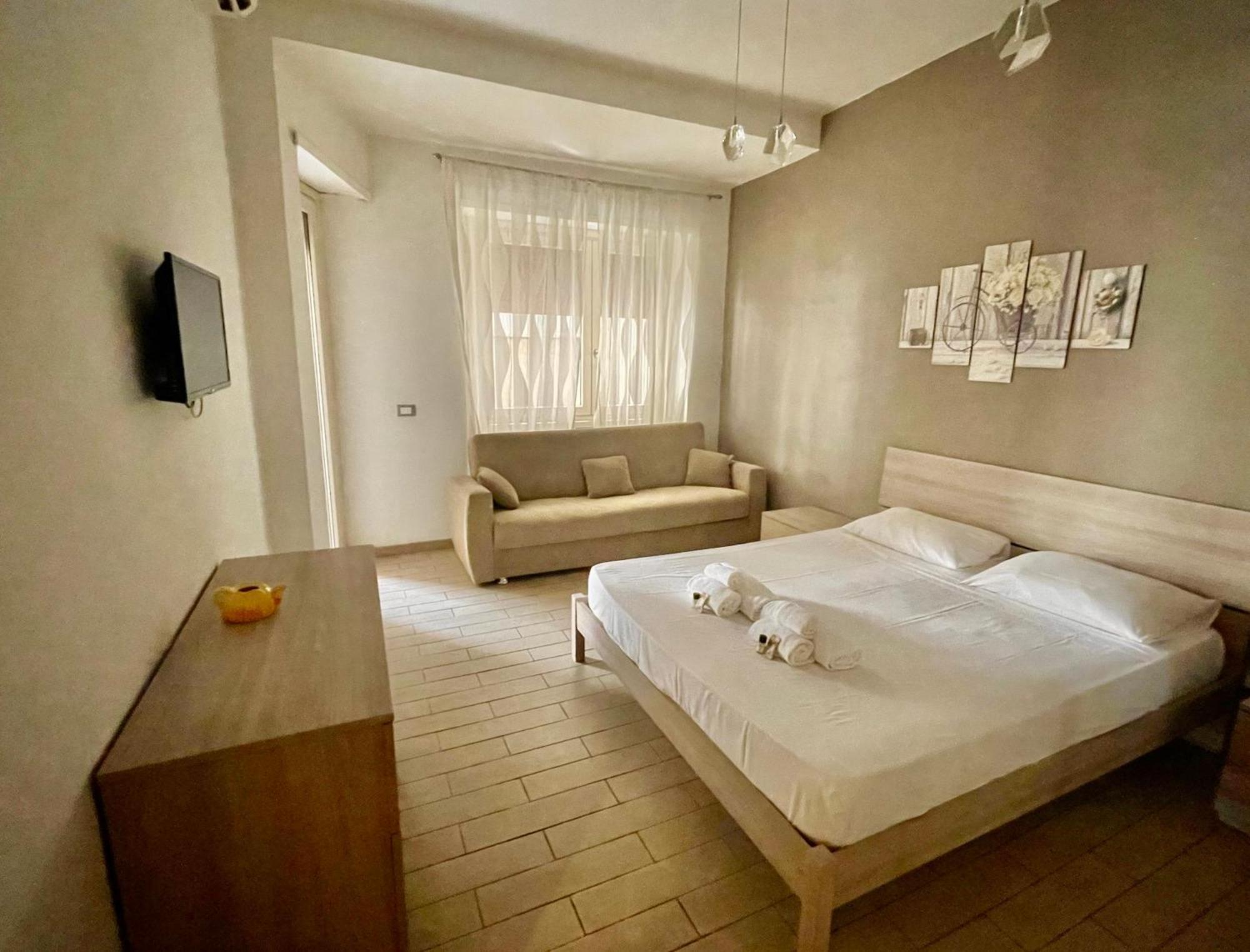 Domus Laterani By Jfm - Comfortable Apartment Big Terrace Colosseo Рим Екстер'єр фото